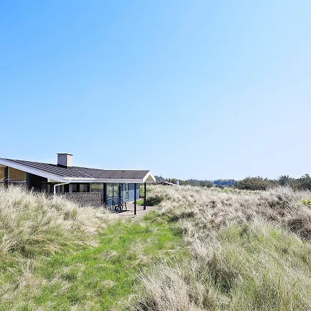 Holiday Xvii Holiday home Lokken